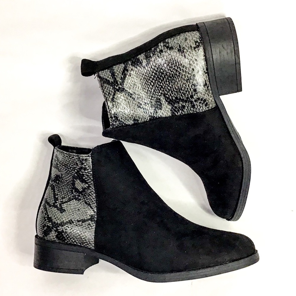 Ellen Tracy Faux Suede & Snakeskin Bootie NWOB